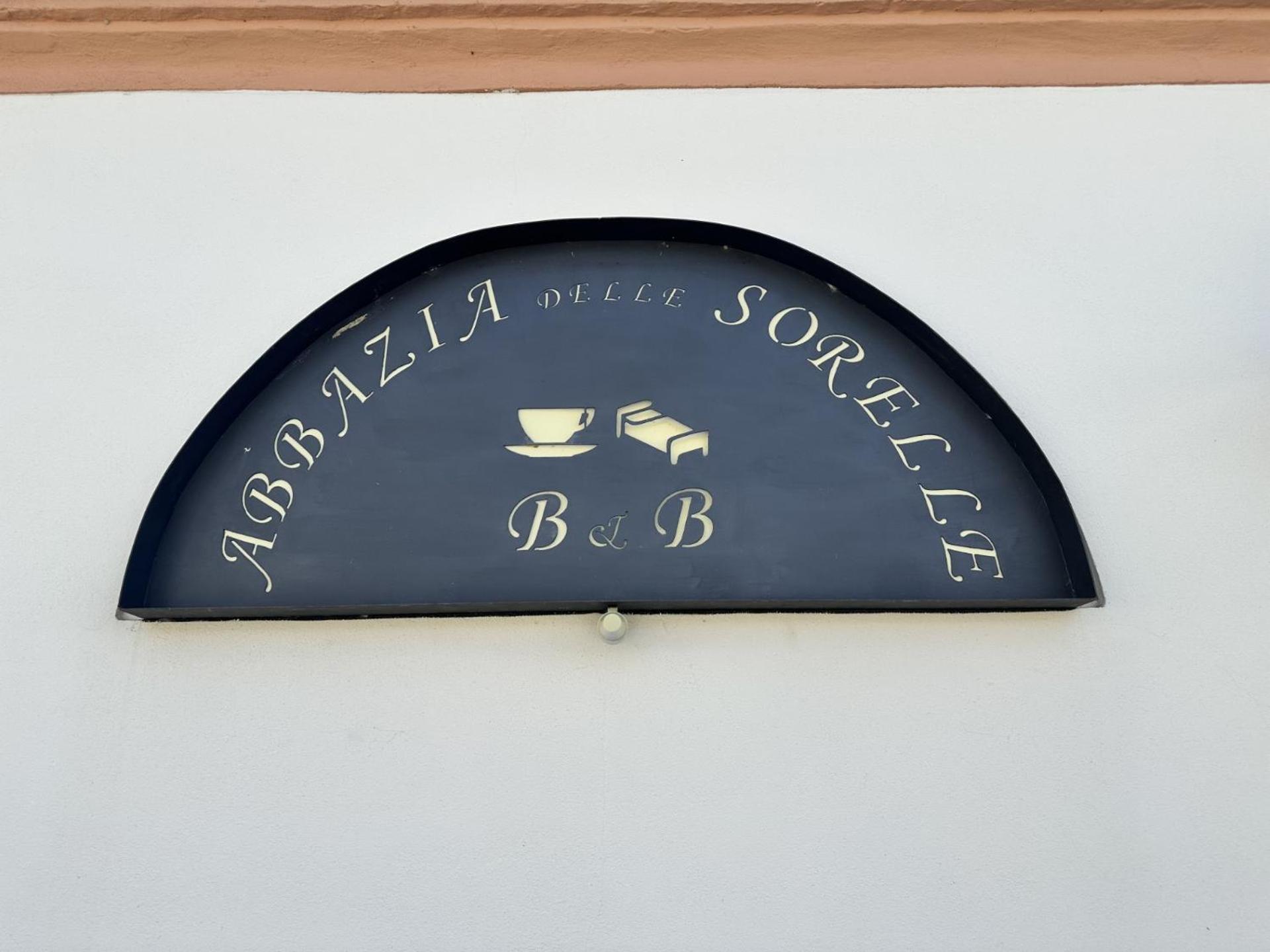 Abbazia Delle Sorelle Novello Exterior photo